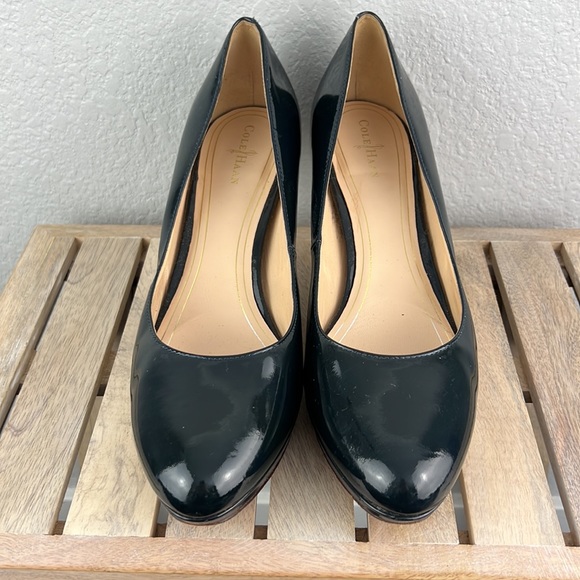 Cole Haan Patent Leather Closed Toe Heels Pumps Forest Green Size 9.5 Office - Picture 2 of 9